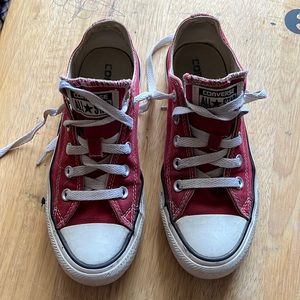 Red converse